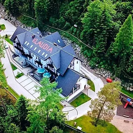 Klaudia Hotel