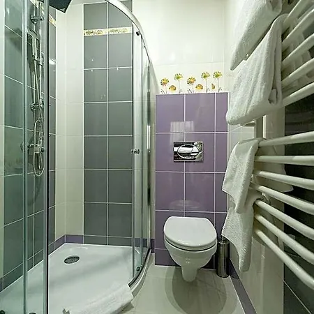 Klaudia Hotel